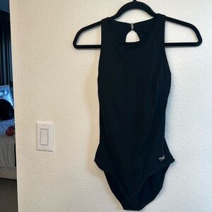 Hydrobra Speedo size 6